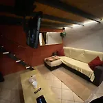A&a Rooftop Apartment